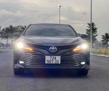 Toyota Camry 2021 - cần bán gấp, xe còn siêu mới đẹp