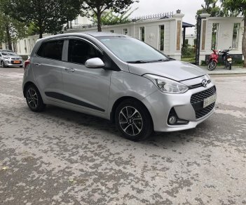 Hyundai Grand i10 2018 - Màu bạc xe gia đình