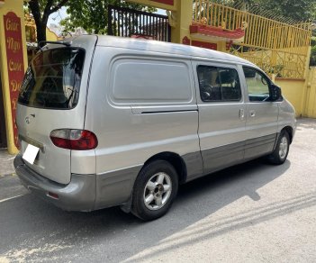 Hyundai Starex 2004 - Xe máy dầu 6 chỗ 800kg