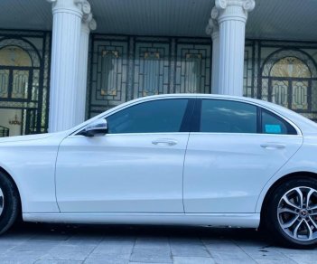 Mercedes-Benz 2018 - Xe cá nhân, biển Hà Nội