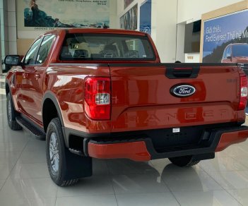 Ford Ranger 2022 - Đủ màu, giá tốt giao tháng 10, ưu đãi gói phụ kiện - Ưu tiên trả thẳng - Hỗ trợ làm đăng ký, giao xe tận nhà