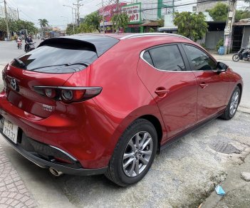 Mazda 3 2021 - Màu đỏ, nhập khẩu nguyên chiếc, giá 698tr