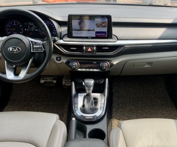 Kia Cerato 2019 - Trang bị option miên man, chủ mới chỉ việc sử dụng