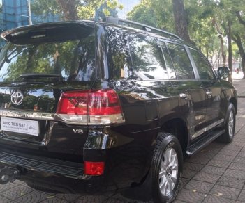 Toyota Land Cruiser 2016 - Xe màu đen