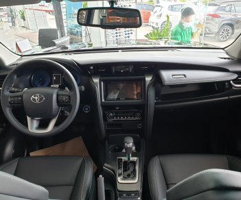 Toyota Fortuner 2022 - Bản nâng cấp, ưu đãi đặc biệt, trả góp 85% rẻ nhất Nam Định