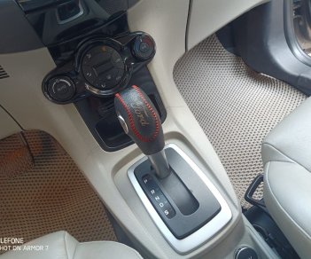 Ford Fiesta 2015 - Màu nâu, xe nhập xe gia đình giá cạnh tranh