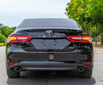 Toyota Camry 2020 - Nhập khẩu giá tốt 1 tỷ 210tr có thương lượng