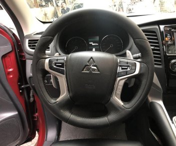 Mitsubishi Pajero Sport 2019 - Màu đỏ