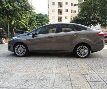 Ford Fiesta 2015 - Màu nâu, xe nhập xe gia đình giá cạnh tranh