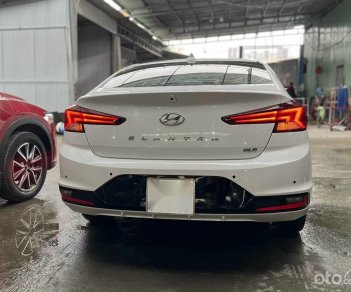 Hyundai Elantra 2019 - Xe 5 chỗ sedan C nhiều công nghệ - Rộng rãi