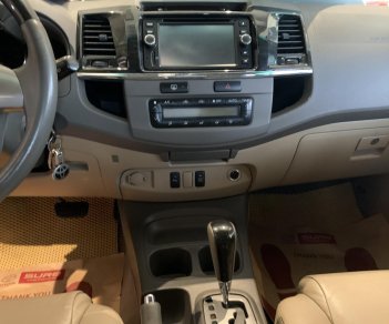 Toyota Fortuner 2012 - Màu bạc