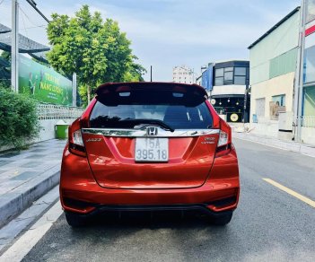 Honda Jazz 2018 - xe màu đỏ