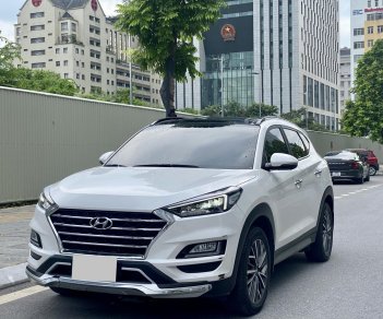 Hyundai Tucson 2020 - Màu trắng, biển Hà Nội