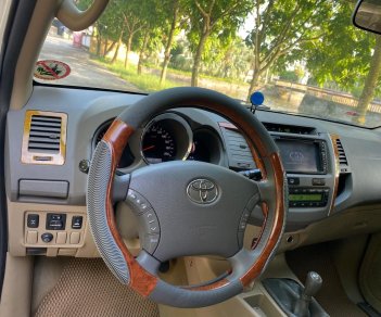 Toyota Fortuner 2011 - Máy xăng tự động 2 cầu bản thể thao, biển Thái Bình