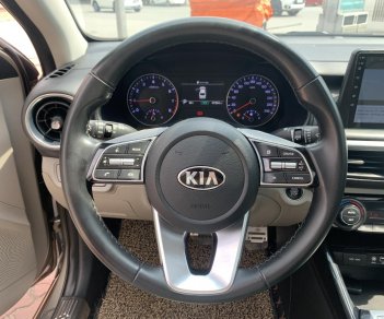 Kia Cerato 2019 - Trang bị option miên man, chủ mới chỉ việc sử dụng