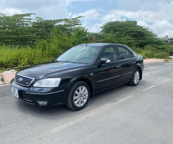 Ford Mondeo 2004 - Màu đen