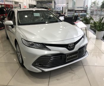 Toyota Camry 2022 - Giá tốt, khuyến mại khủng, giao xe ngay, hỗ trợ trả góp 80%