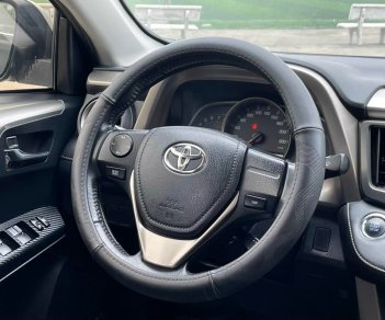 Toyota RAV4 2014 - Màu đen, xe nhập còn mới