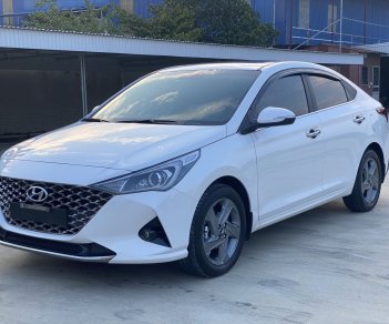 Hyundai Accent 2021 - Màu trắng