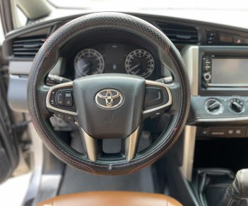 Toyota Innova 2017 - Số tay, 1 chủ từ mới - Đã vào full đồ chơi xe - Nói không với lỗi nhỏ - Xe chất