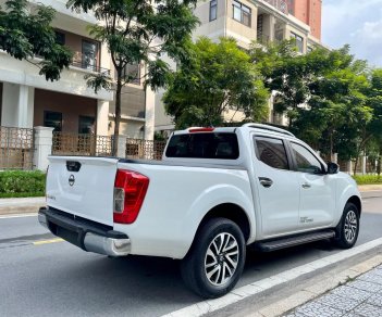 Nissan Navara 2020 - Bán xe gia đình giá 595tr