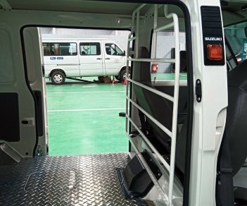 Suzuki Blind Van 2022 - Xe màu trắng - Khuyến mãi tiền mặt + tặng kèm phụ kiện