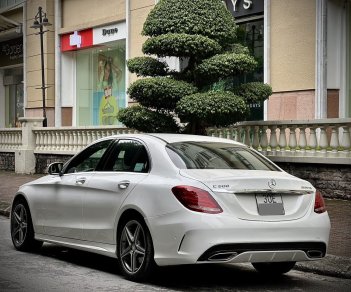 Mercedes-Benz C300 2016 - Biển Hà Nội full lịch sử hãng