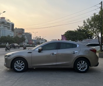 Mazda 3 2018 - Màu vàng cát cực đẹp odo 4v km siêu mới