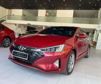 Hyundai Elantra 2019 - Hộp số ly hợp kép - Hơn 200 mã lực