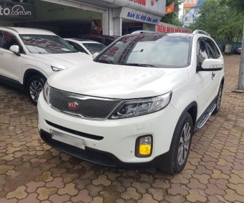 Kia Sorento 2014 - Màu trắng máy xăng