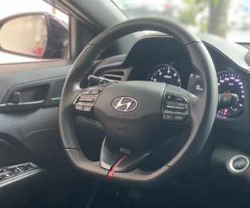 Hyundai Elantra 2019 - Biển HN odo 30,000km