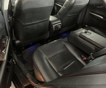 Toyota Camry 2017 - Cần bán gấp xe giá cạnh tranh