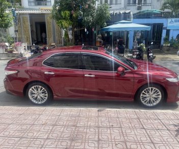 Toyota Camry 2019 - Bản full, mẫu mới nhập Thái, số tự động, odo chuẩn 58.000km (Còn bảo hành hãng)