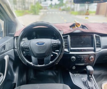 Ford Ranger 2019 - Cơ bắp mạnh mẽ, nhập khẩu Thái Lan
