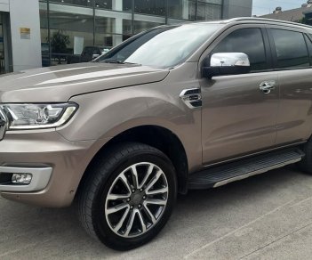 Ford Everest 2018 - Giá chỉ 1 tỷ 099tr, có thương lượng