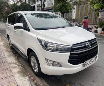 Toyota Innova 2019 - Số sàn, odo 88.000km nên còn đẹp, 1 chủ mua mới từ đầu, sơn zin 90%. Cam kết không dịch vụ taxi