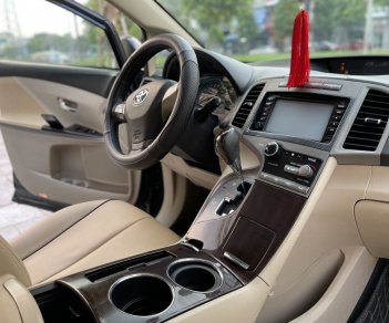 Toyota Venza 2009 - Màu đen, nhập khẩu nguyên chiếc, giá chỉ 590 triệu