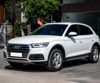 Audi Q5 2018 - Bán xe màu trắng