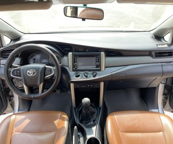 Toyota Innova 2017 - Số tay, 1 chủ từ mới - Đã vào full đồ chơi xe - Nói không với lỗi nhỏ - Xe chất