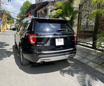 Ford Explorer 2017 - Bán xe model 2017, full option, màu đen, nhập Mỹ