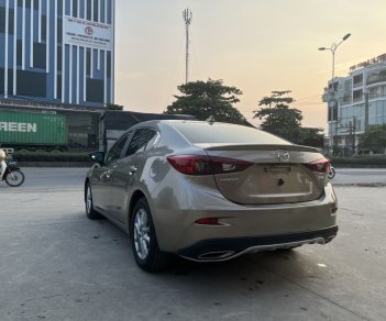 Mazda 3 2018 - Màu vàng cát cực đẹp odo 4v km siêu mới