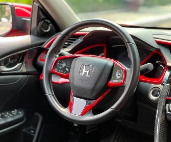 Honda Civic 2017 - Cần bán xe nhập giá chỉ 695tr