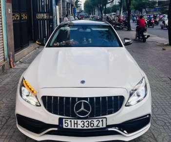 Mercedes-Benz C200 2017 - Độ full C63 cực mới