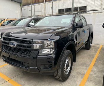 Ford Ranger 2022 - Sẵn đủ màu, trả thẳng giao xe ngay giá cực tốt, tặng gói phụ kiện - Hỗ trợ giao xe tận nơi