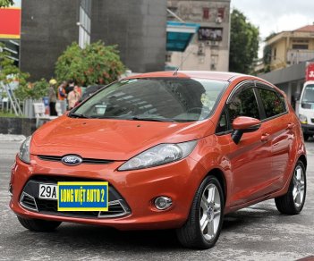 Ford Fiesta 2011 - Xe màu đỏ 