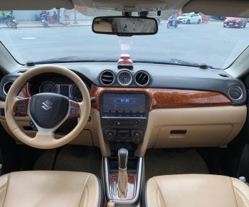 Suzuki Vitara 2015 - Đăng ký 2016 nhập khẩu Hungary - Tặng thẻ chăm xe 1 năm miễn phí