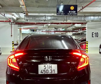 Honda Civic 2020 - Model 2021, nhập Thái, odo: 8.000km, biển SG cực siêu lướt