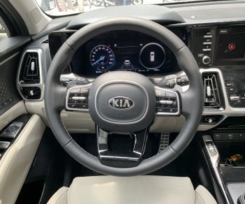 Kia Sorento 2021 - Cần bán xe máy dầu, màu nâu, odo chỉ mới 7.000km