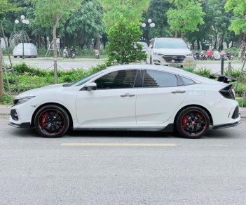 Honda Civic 2020 - Màu trắng, 799 triệu