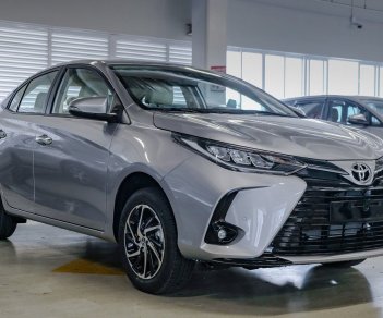 Toyota Vios 2171 2022 - Khuyến mãi xe tháng 9 tặng bảo hiểm phụ kiện bộ quà tặng 15 triệu, lăn bánh trả góp chỉ từ 149tr